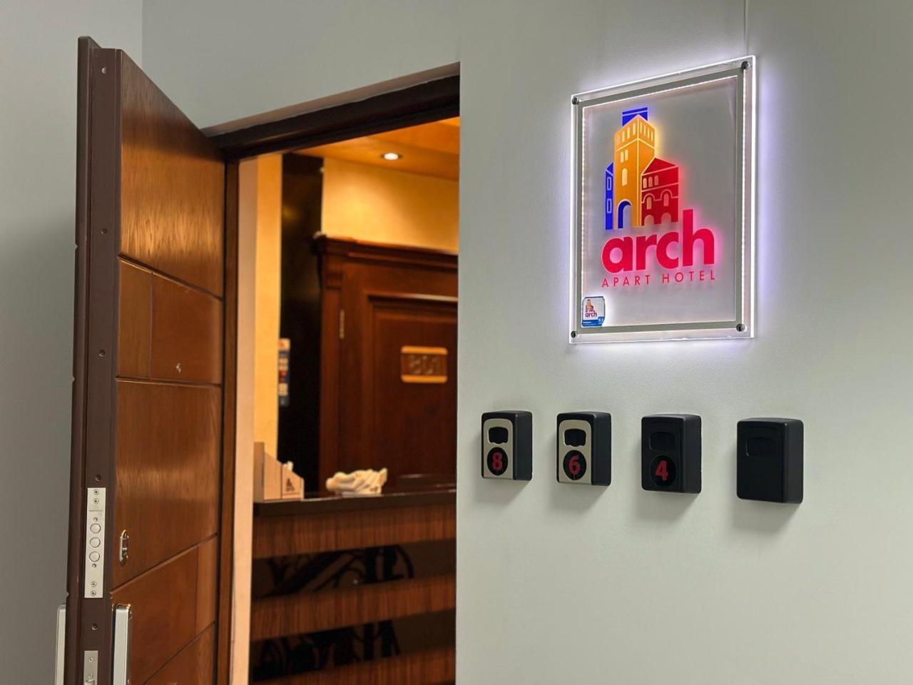 Arch Apart Hotel Ereván Exterior foto
